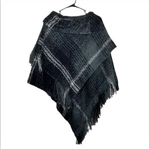 Steve Madden Knit Poncho Black & Grey Size M/L